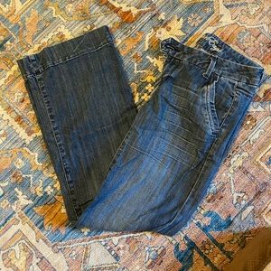 American eagle wide legged jeans